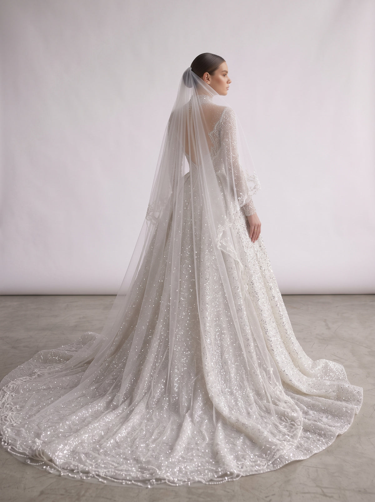 Fiores Astrid sheath wedding dress, back view with veil