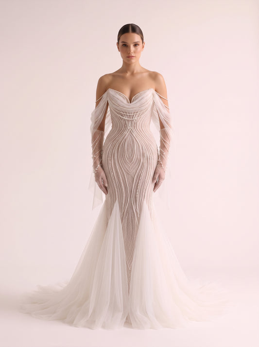 Fiores Daphne mermaid wedding dress, front view
