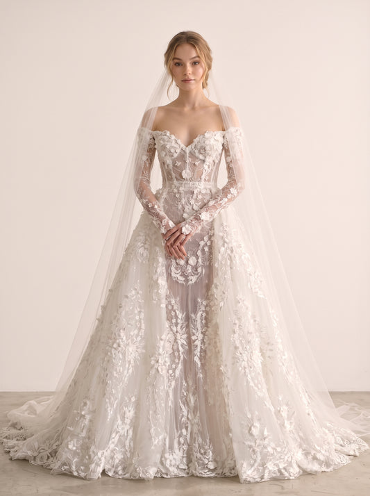 Fiores Liliana A-line wedding dress, front view