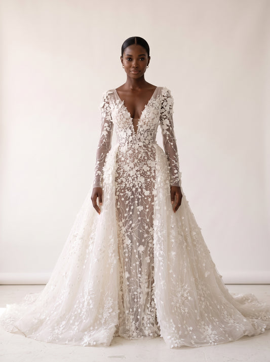 Fiores Linnea sheath wedding dress, front view