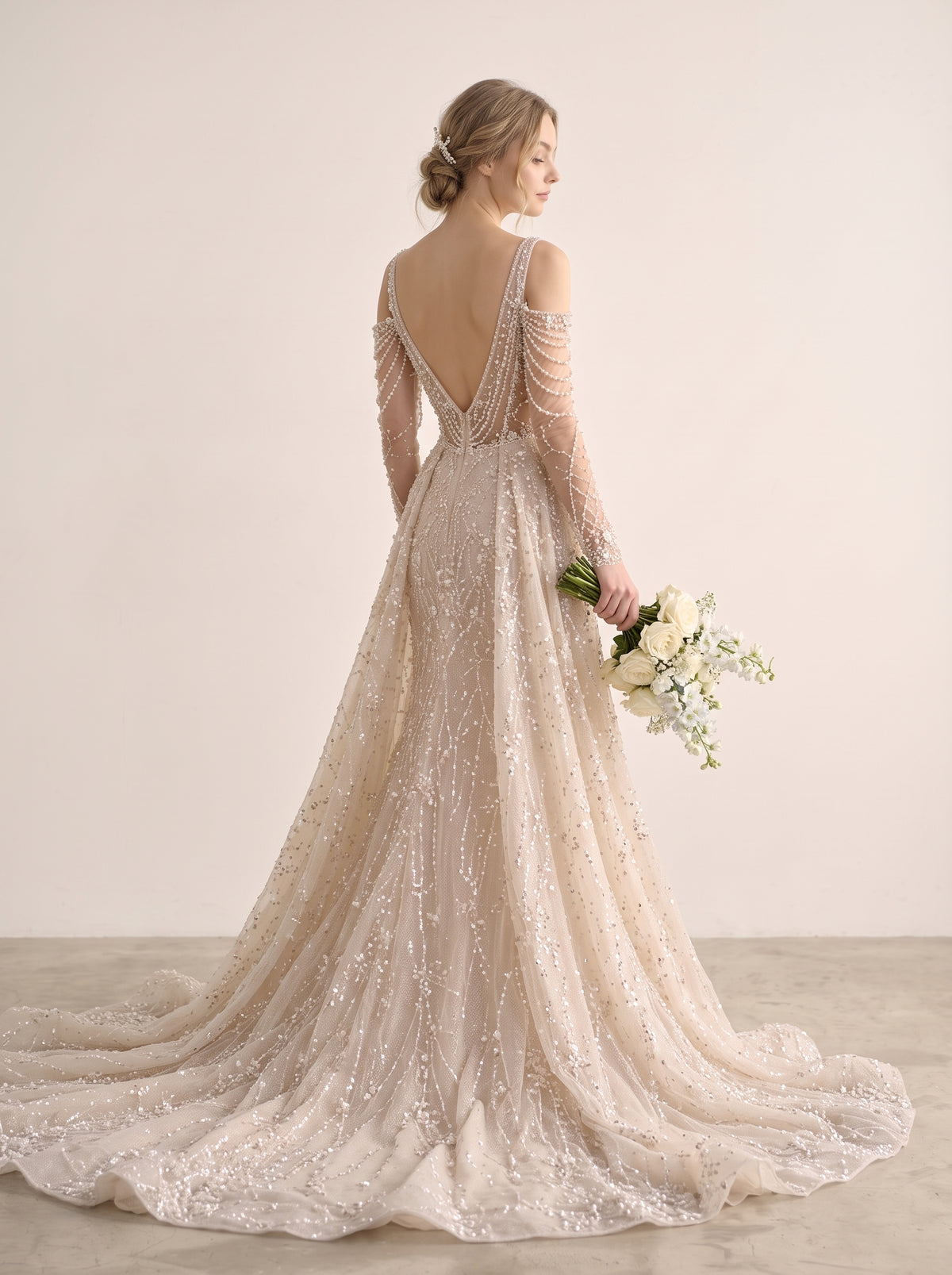 Fiores Marina mermaid wedding dress, back view