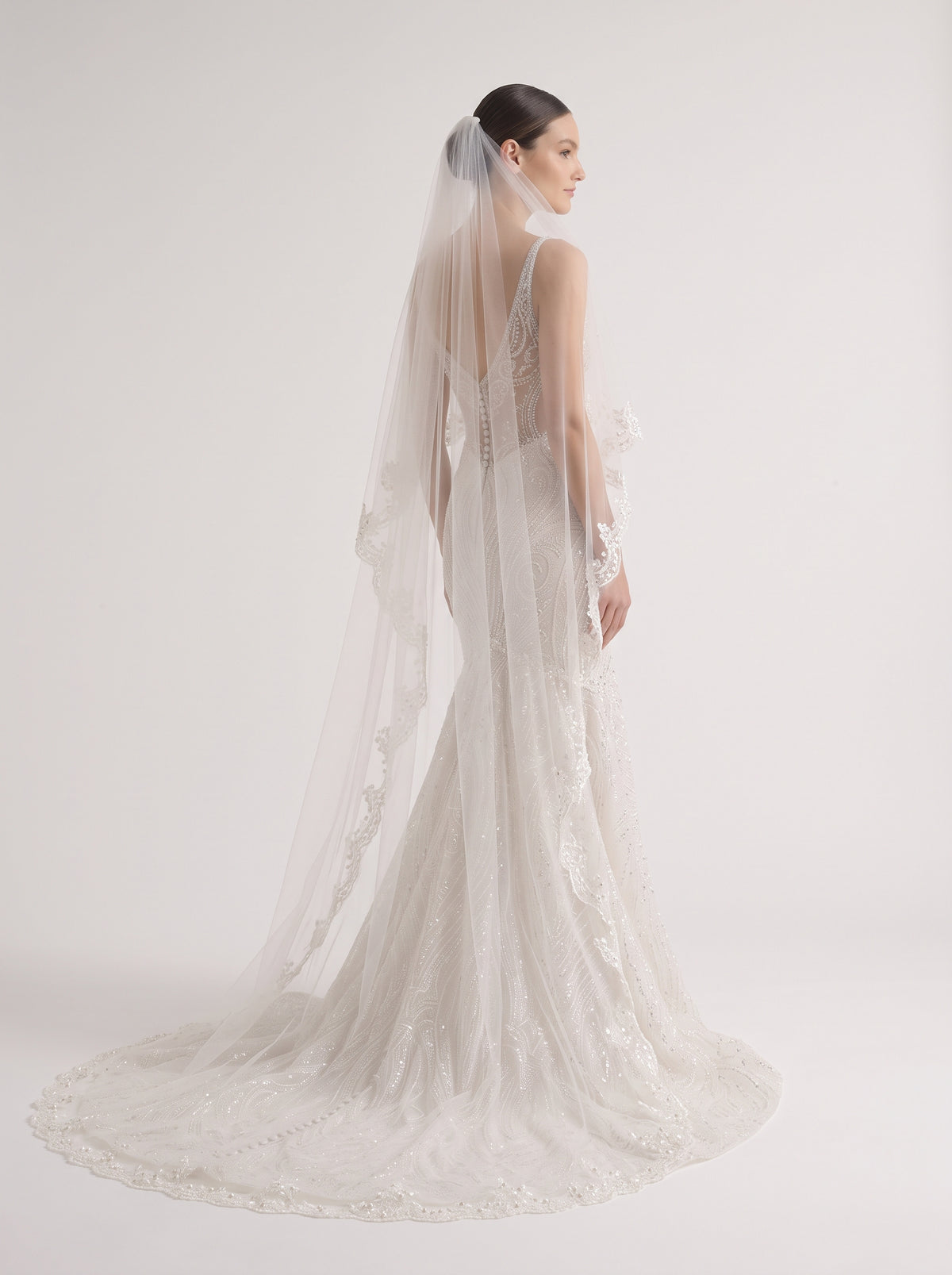 Fiores Odette mermaid wedding dress, back view with veil