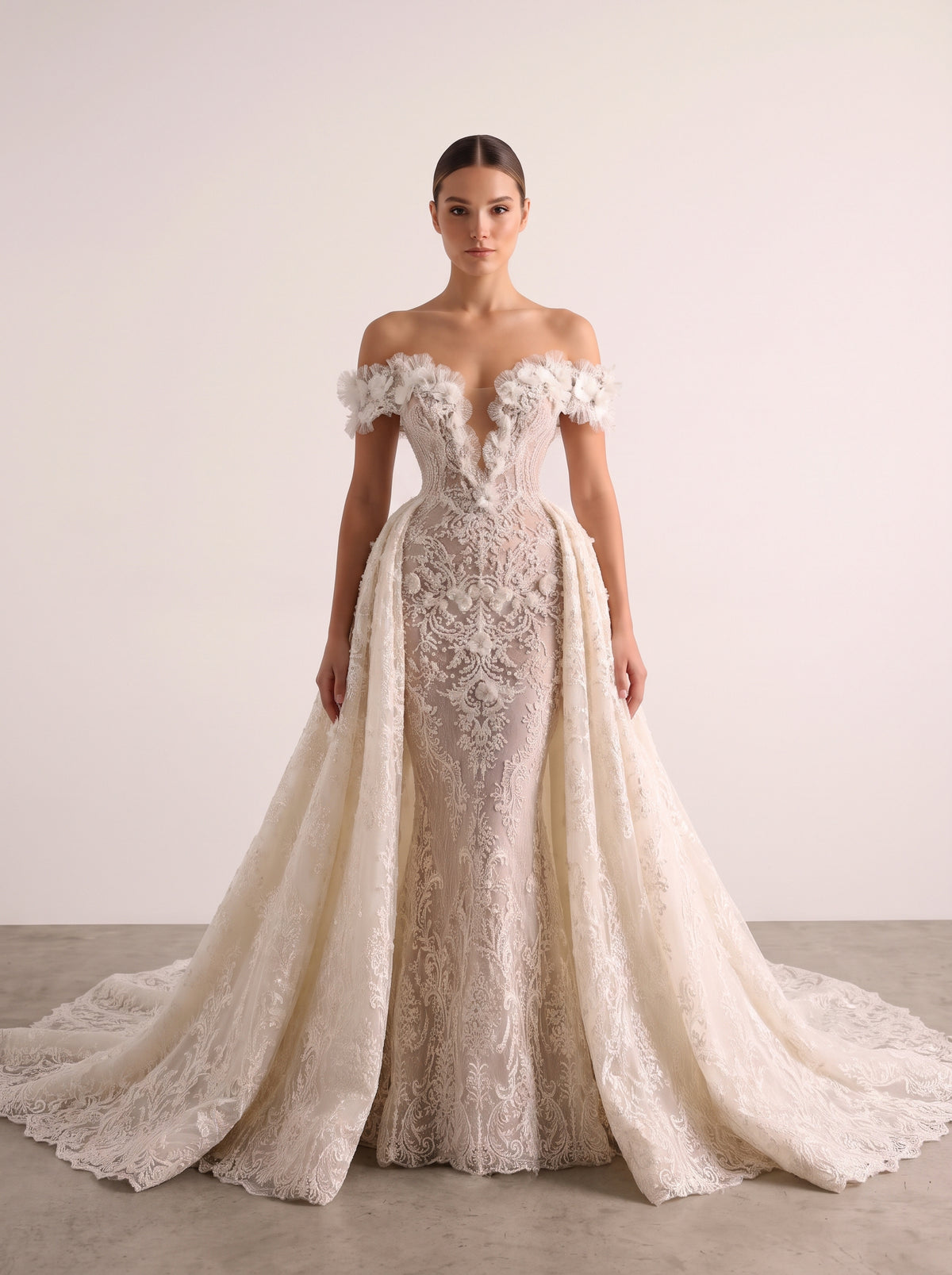Fiores Raphaela sheath wedding dress, front view